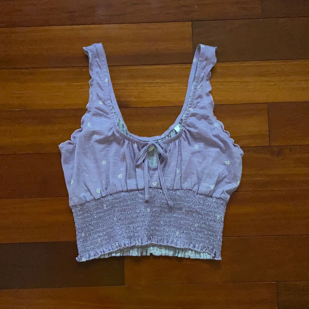 Me to We Lavender Floral Crop Top